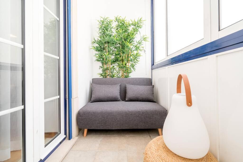 Beautiful Apartment Near The Center Of Lisbon Exterior photo